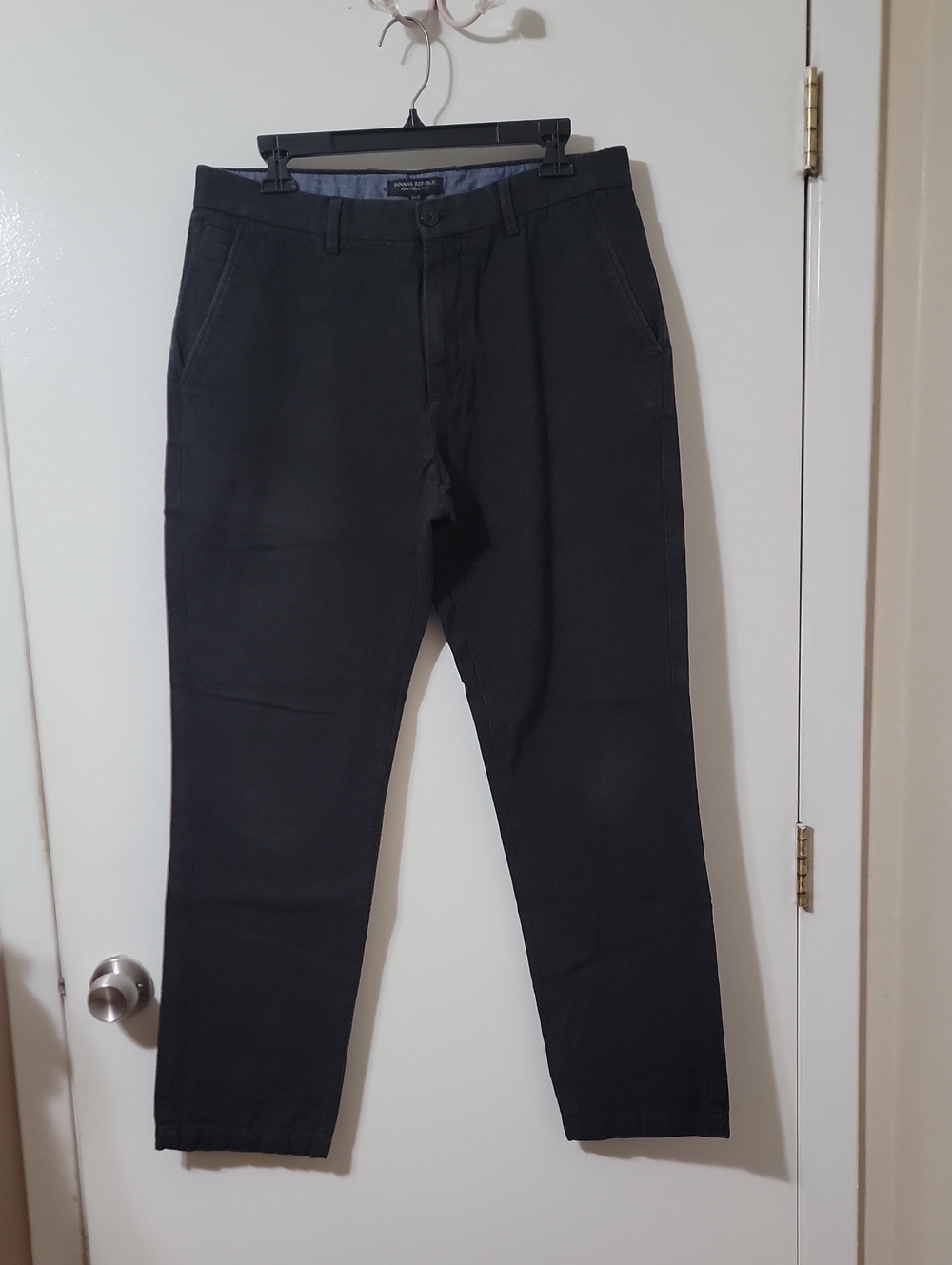 Banana Republic Kentfield Men's Black Chino Pants